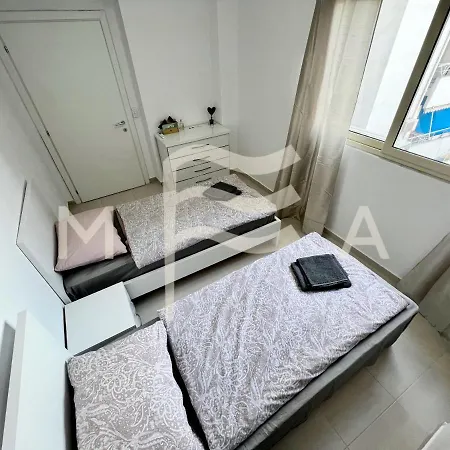 1 Bedroom Apartment, 677 Apartment *